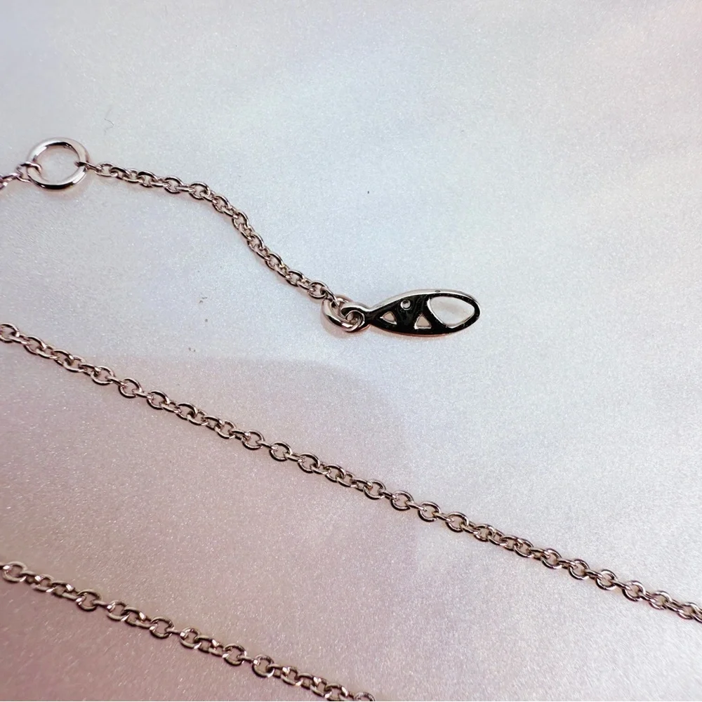 Elegant minimalist Silvertone Heart Bling Chain Necklace